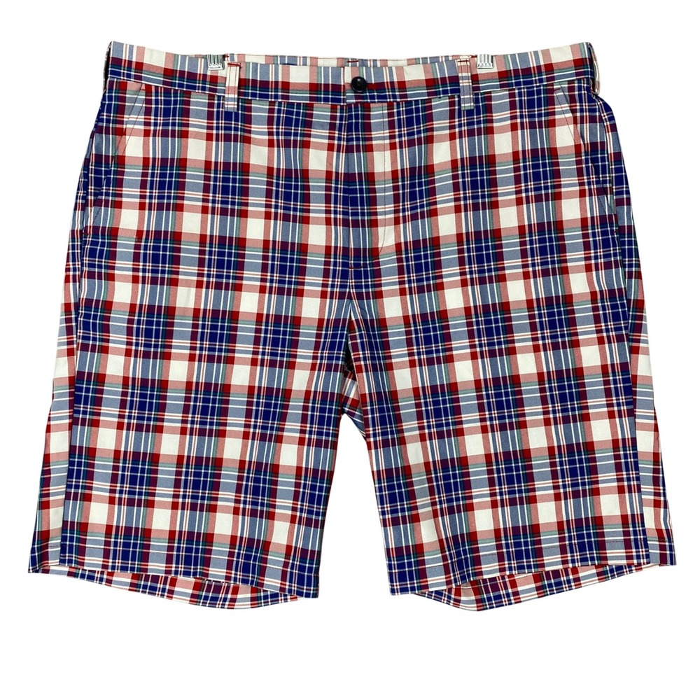IZOD Golf Plaid Performance Flat Front Shorts Mens 40 Red White Blue Americana